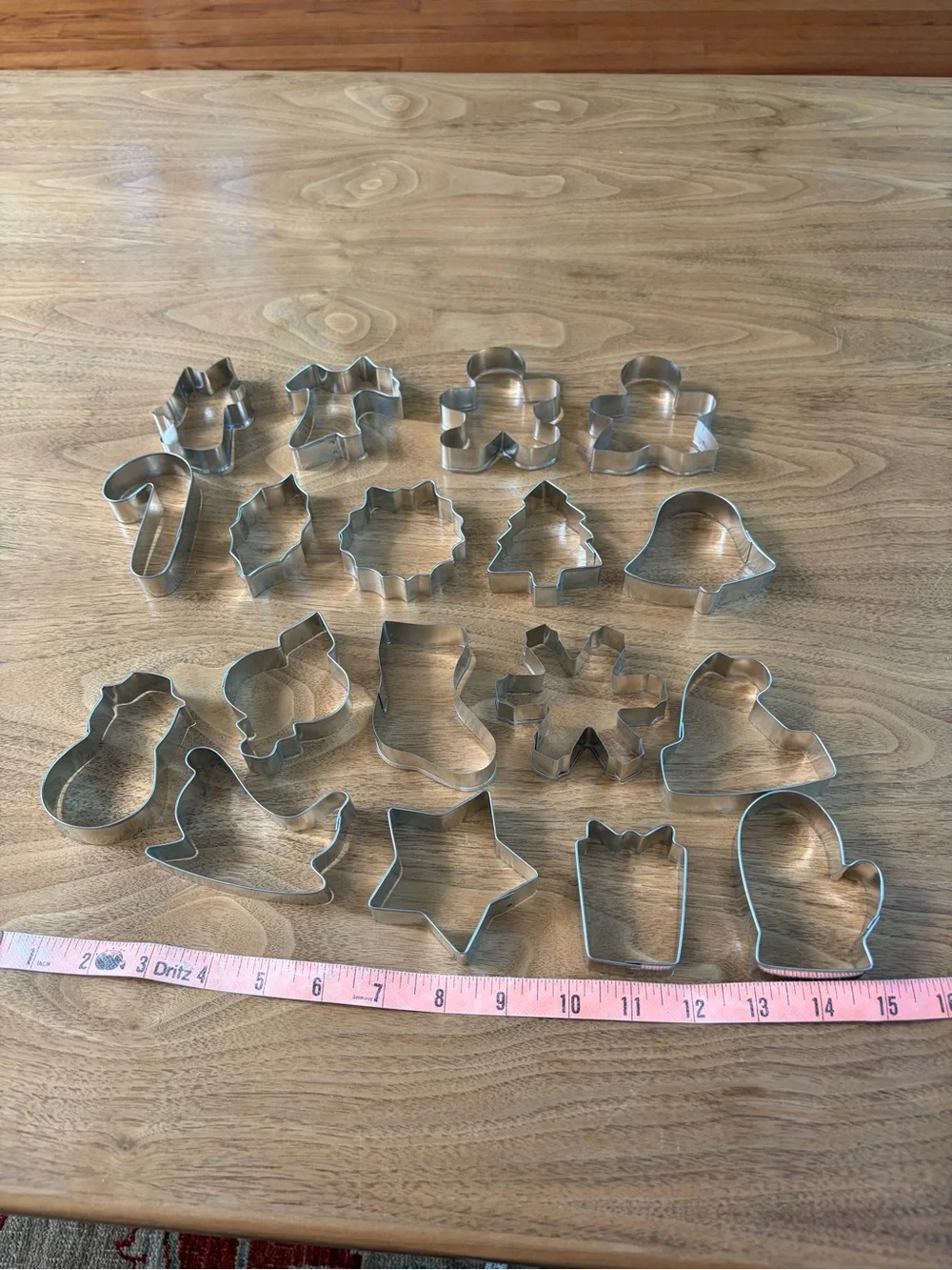 Wilton Holiday Time 18-Piece Cookie Cutter Set